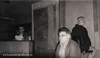 Performance N&oacute;mada urbano, Jos&eacute; Luis Gallardo, Manuel Padorno y Juan Hidalgo en el Club Prensa Canaria, Las Palmas, 1981.